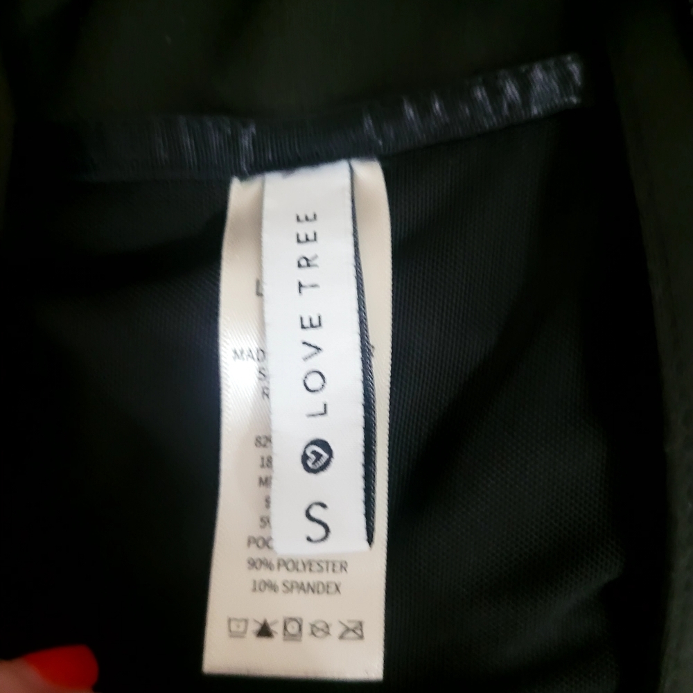 Black Zip-Up Hoodie Small Love Tree - Picture 2 of 2